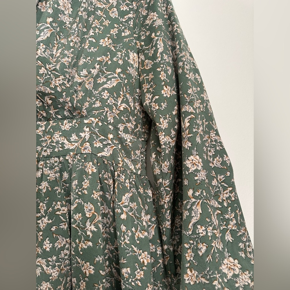 Dainty Jewells Elegant Green Floral Dress - Picture 2 of 2